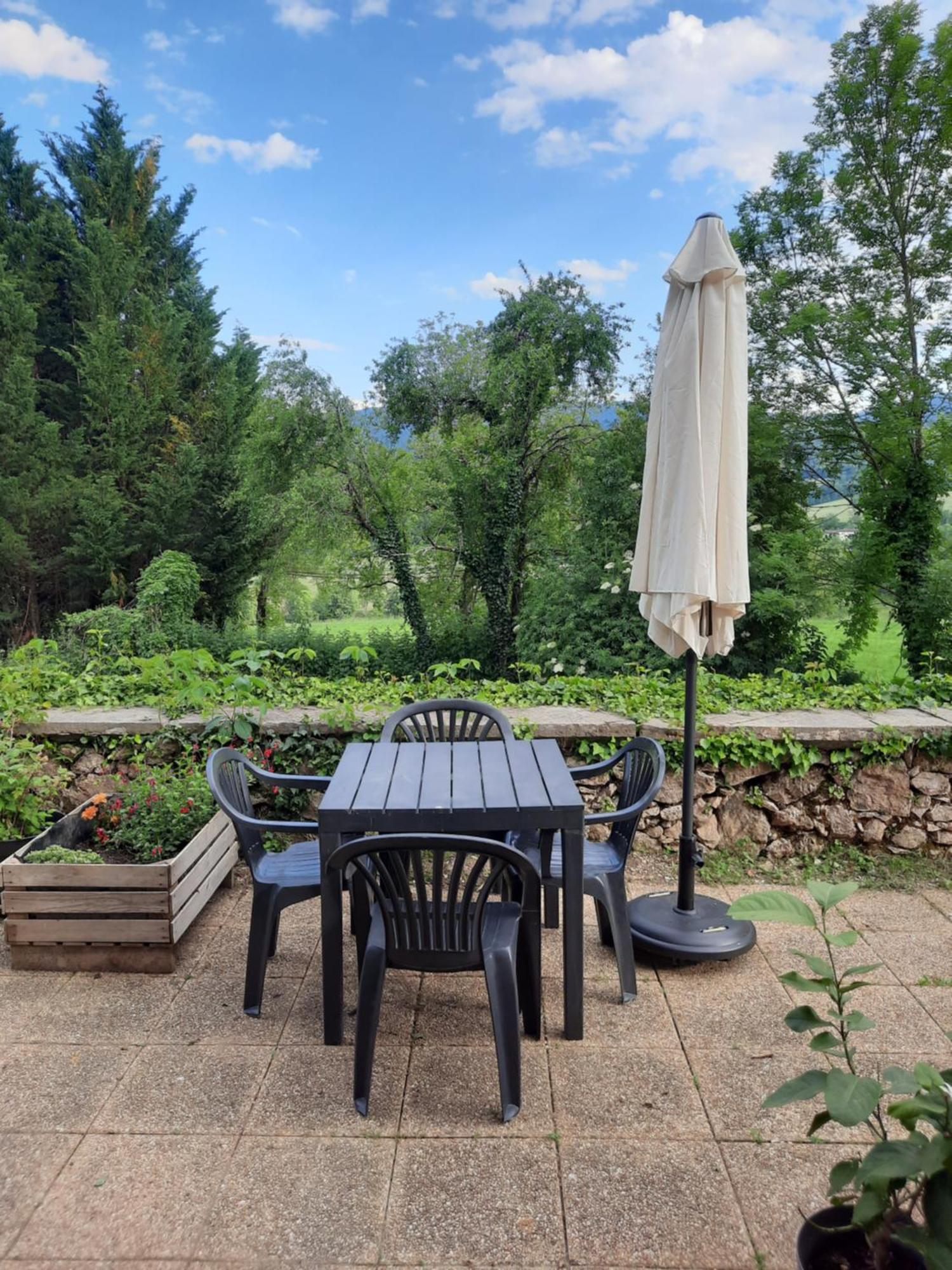 Chez Line Et Pierre: Appartement Spacieux, Lumineux Et Equipe La Bastide-de-Serou ภายนอก รูปภาพ